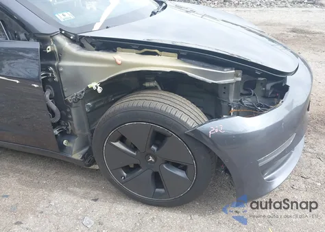 2021 Tesla Model 3 Long Range Dual Motor All-Wheel Drive из США, поврежденный, VIN 5YJ3E1EB9MF960925